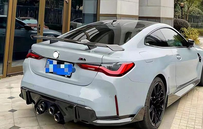 Suitable for Bmw, Audi and Mercedes-Benz Carbon Fiber Car Modification Large Rear Wing and Decorative Three-Catch Universal Aircraft Wing