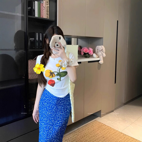 2025 Sweet Fashion Set White Print Short Sleeve T-Shirt Women Summer Floral Half-Skirt Bodycon Dress Two-Piece Set