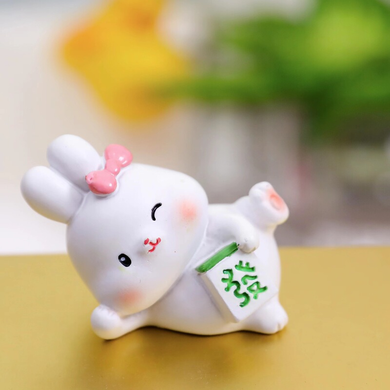 かわいいウサギの祝福車の装飾品クリエイティブかわいいウサギ年干支樹脂工芸品漫画人形ウサギの装飾品|undefined