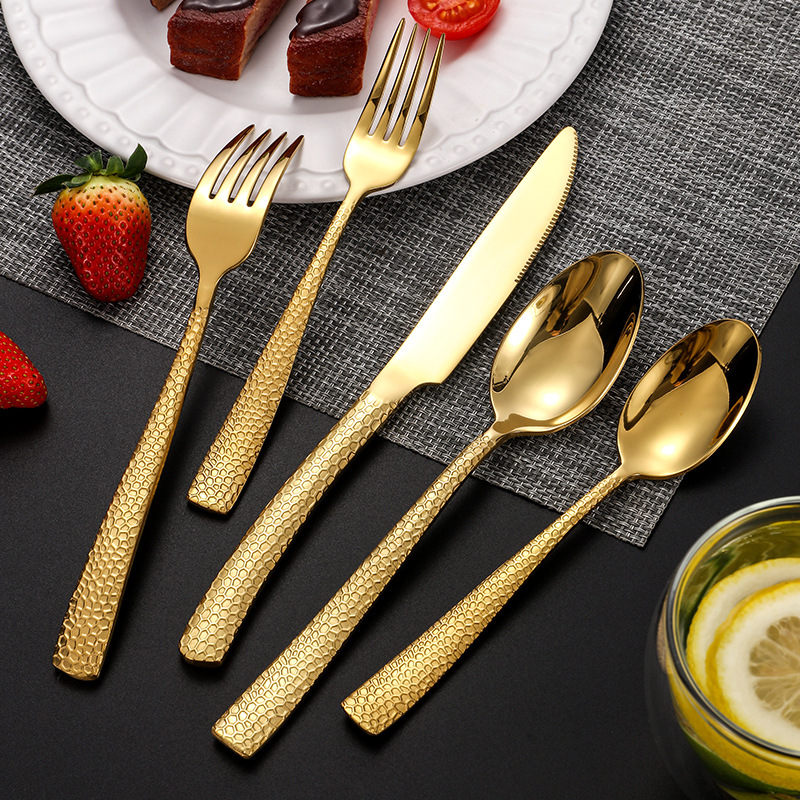 Cross-border de acero inoxidable 430 cuchillo y tenedor con patrón de martillo cuchara de postre piel de serpiente vajilla occidental dorada cubo de agua filete juego de cuchillo y tenedor
