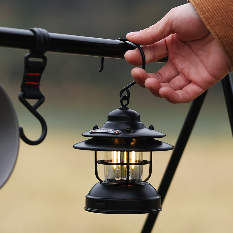 Lámpara de camping retro lámpara de camping de metal iluminación al aire libre campamento multifuncional lámpara de caballo de mano lámpara de la atmósfera lámpara de la tienda