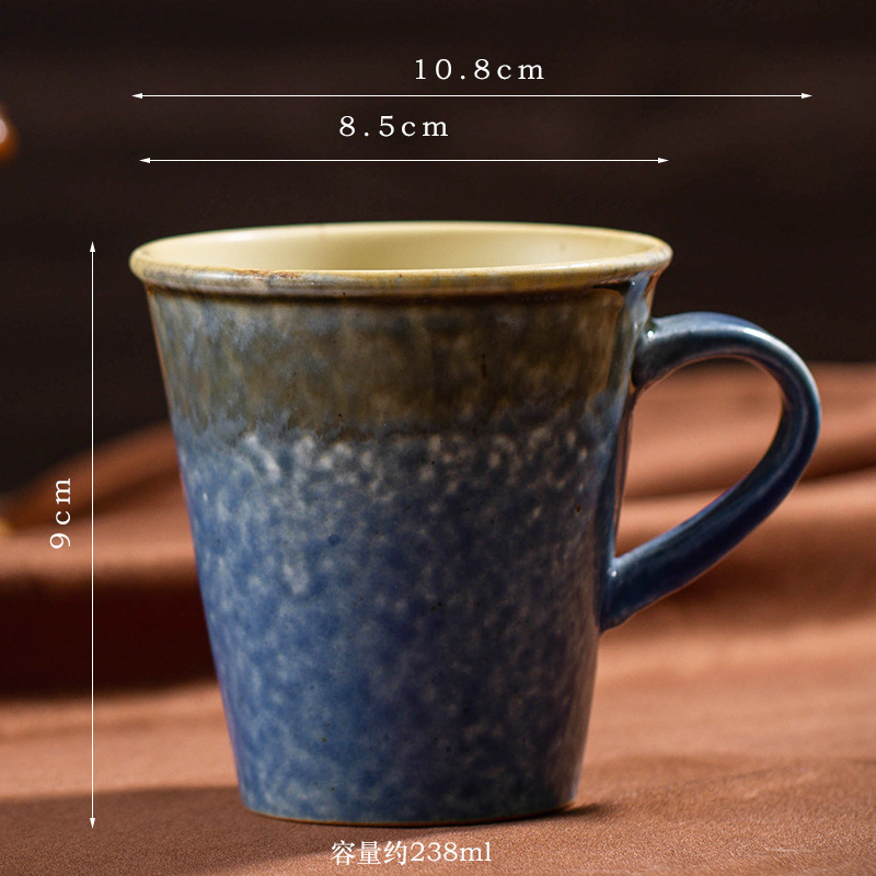 レトロな陶磁器のコーヒーカップの創意的な窯は耳のマグカップのシンプルな家庭用カップの事務カップの粗い陶器の濃縮のコップがあります。|undefined