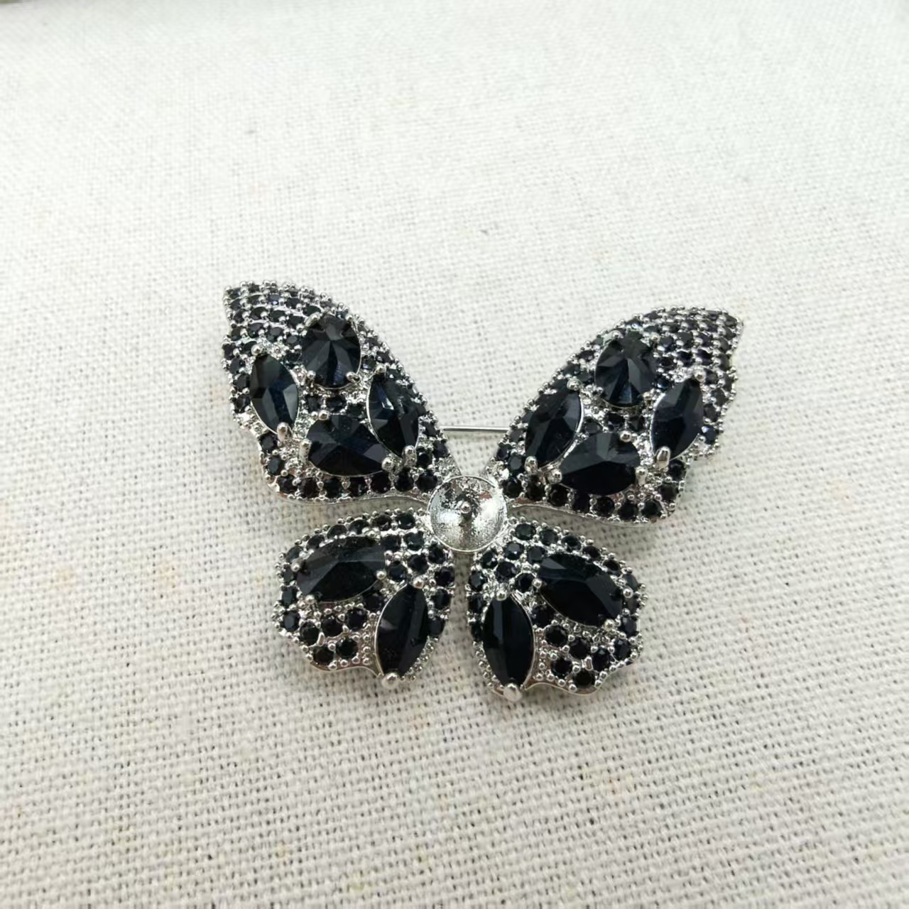 Broche DIY accesorios de cobre zircón mariposa broche de decoración broche de abrigo semiacabado