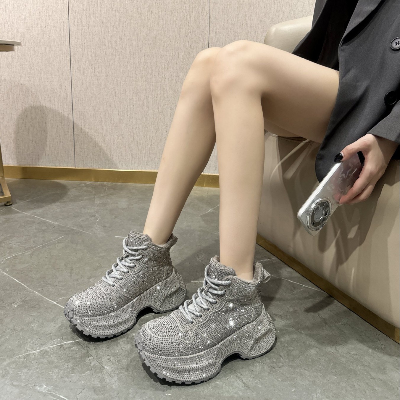High-Top Large Size European Popular Starry Sky Rhinestone Dad Shoes for Women 2025 Autumn and Winter New Small Women's Sneakers