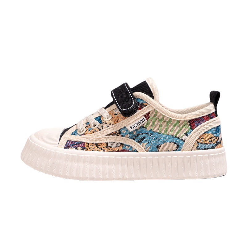 Children's crayons, cloth shoes, sneakers for boys, trend of season