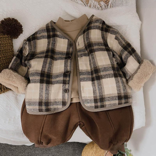 New children's padded and thick plaid coat for boys and girls, autumn and winter outerwear, cotton jacket for young children, loose outerwear, trendy