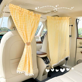座垫、座套;头枕;车用纸巾盒