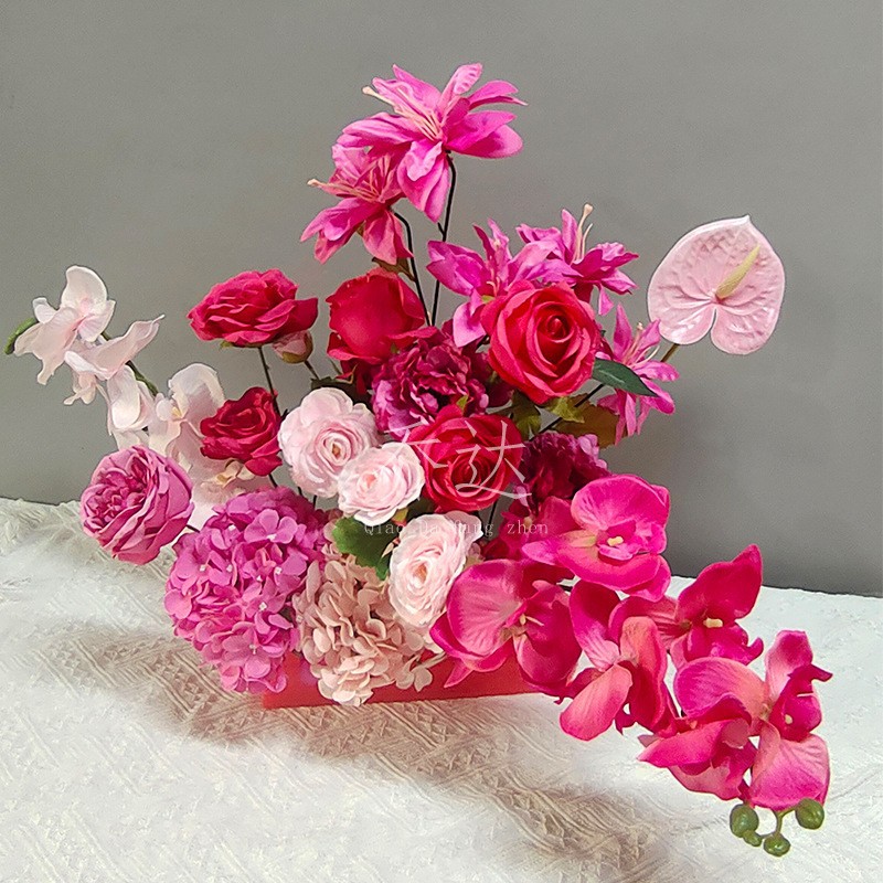 장미 꽃 소재 무작위 하나