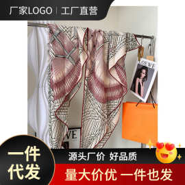 双面两马织情丝绒大三角巾围巾女夏季薄款真丝羊绒披肩三角形