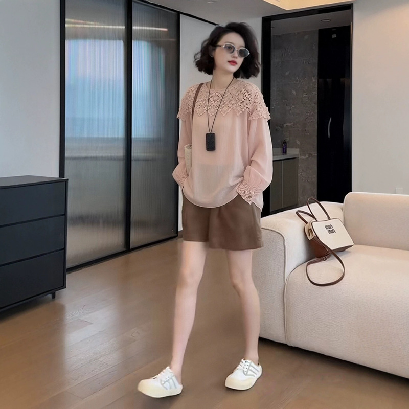 2026 Summer New Style New Chinese Style Lace Patchwork Shirt for Women, Artistic and Youthful, Loose Fit, Sun Protection, Heavy Lace Top 2026 Summer New Style New Chinese Style Lace Patchwork Shirt for Women, Artistic and Youthful, Loose Fit, Sun Protection, Heavy Lace Top
