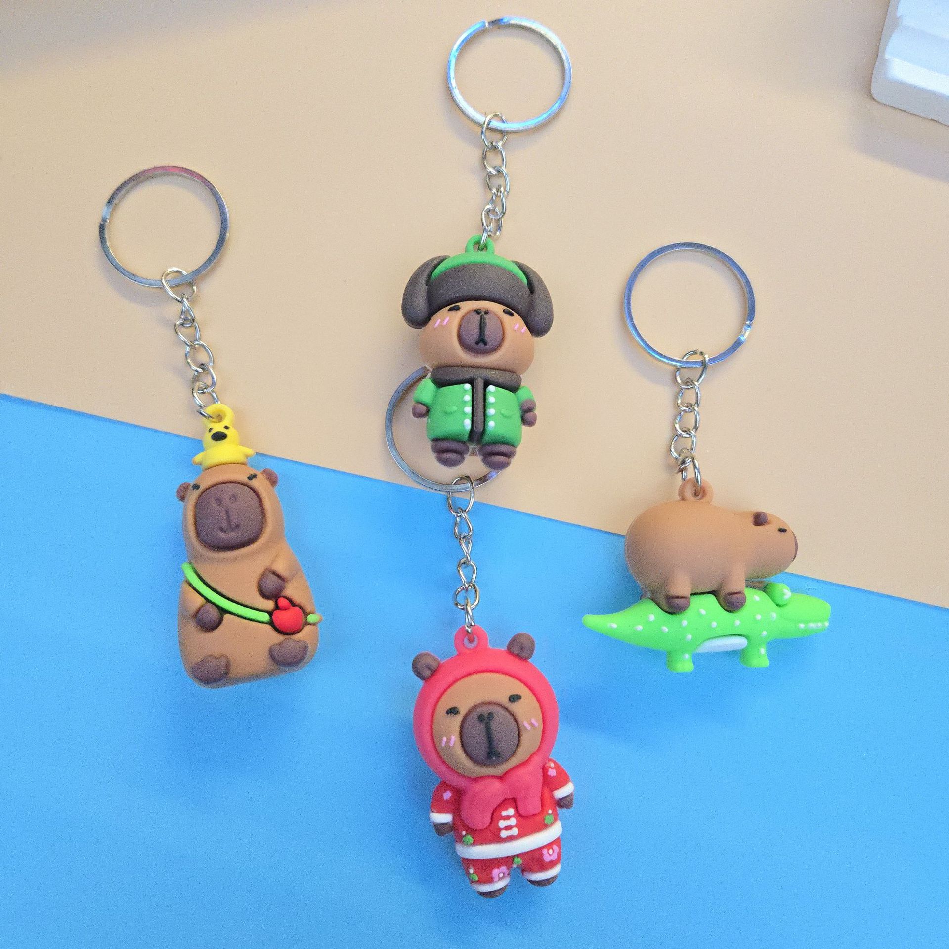 (2개) 창조적 인 멀티 모양 카피발라 블라인드 박스 키 체인 귀여운 3 차원 작은 카피 바라 돌고래 가방 펜던트 선물