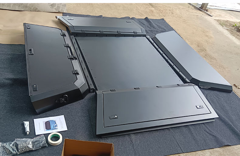 Lc79 Four-Door Double-Row Standard Pickup Truck Trunk Modification Parts, Fully Enclosed Three-Door Without Glass