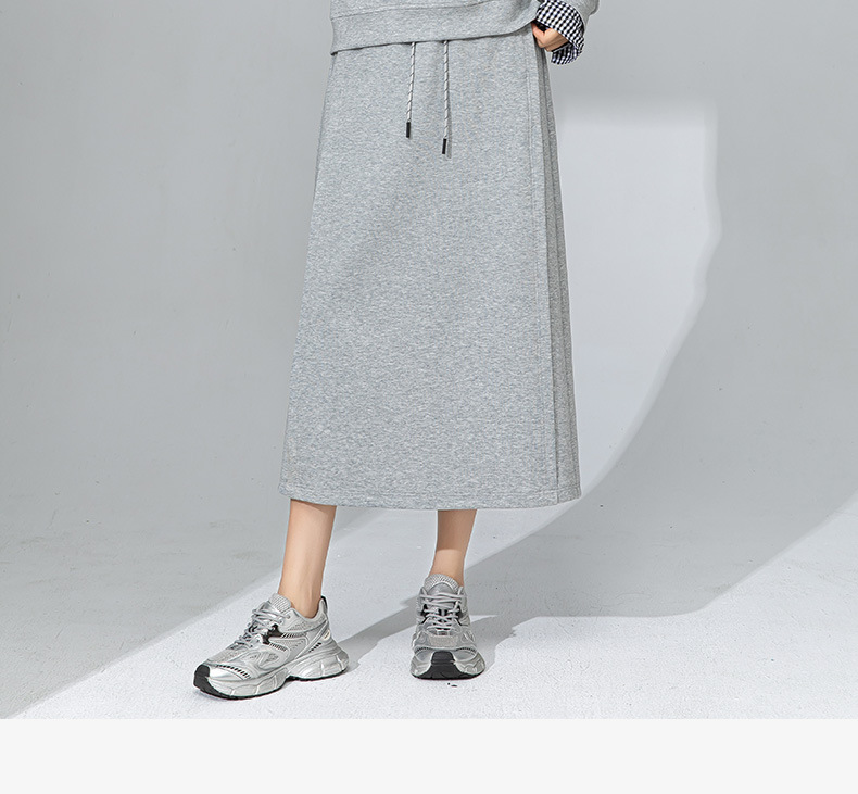 Bộ hai mảnh áo sweatshirt phối màu thiết kế cách điệu cho nữ — Váy nửa màu xanh đậm 65361 chi tiết 2