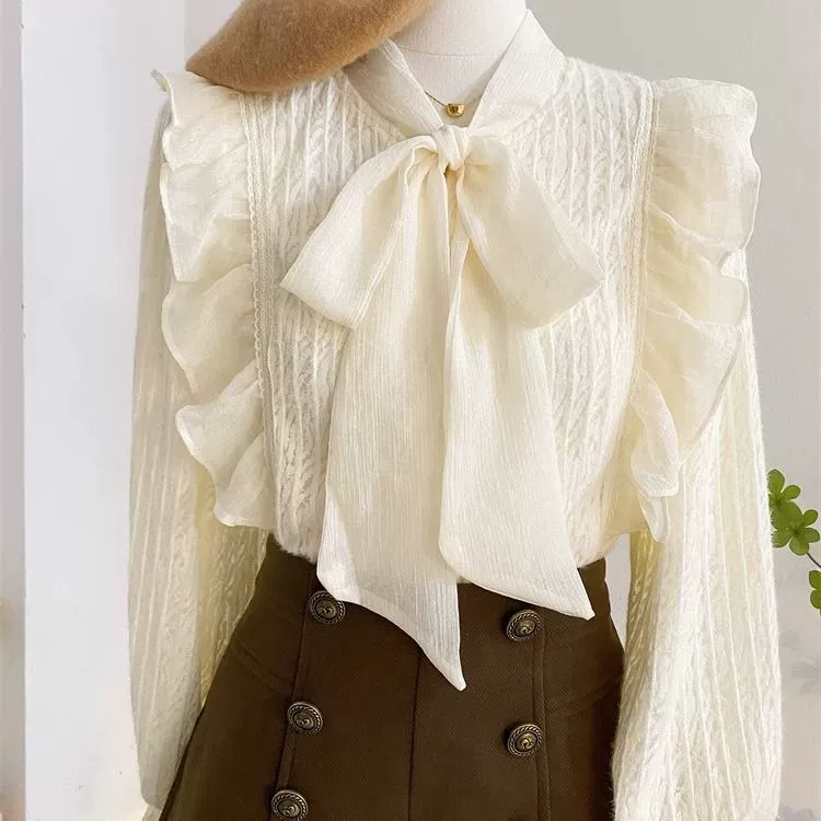 Плюшевая толстая кружевная нижняя рубашка с длинными рукавами