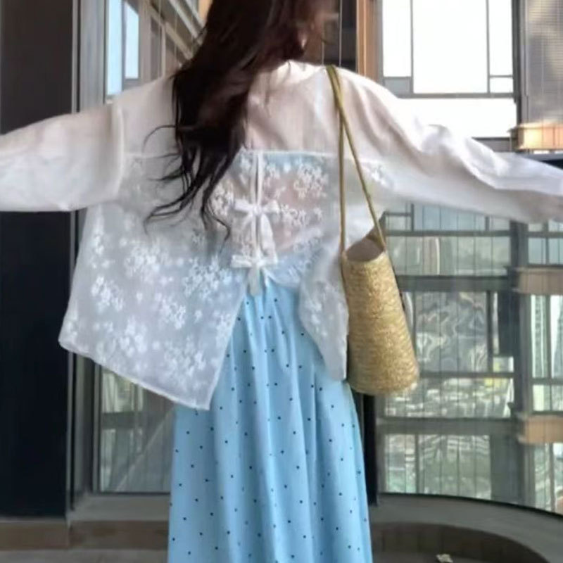 French-Style Light Luxury and High-End Feel White Lace Patchwork V-Neck Shirt for Women, Summer Loose Thin Linen Sun Protection Shirt
