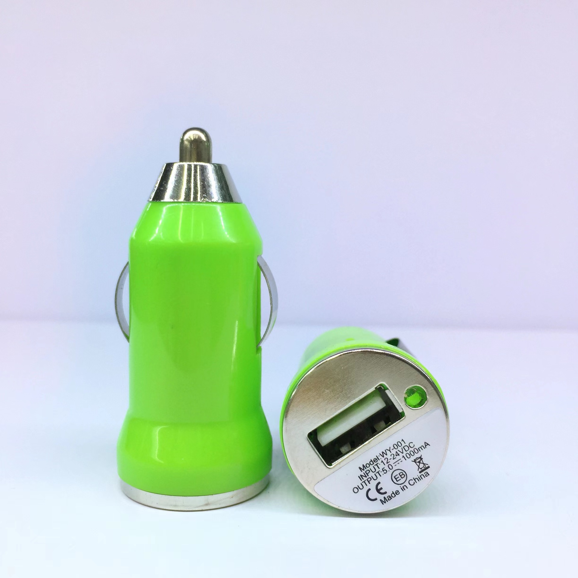 电源适配器使用注意事项:1、设备无法充电,可能是电源适配器损坏,建议联系售后检修;可能是电源适配器没有插紧,可以重新插紧使用;可能是电源插座没有电,可以更换电源插座解决。