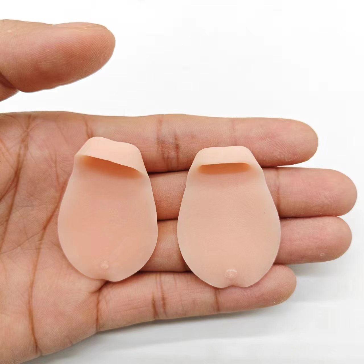 叶子拇外翻分趾器