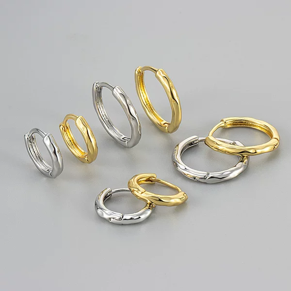 European and American Light Luxury Irregular Hammer Texture Ear Buckle Women's Simple Texture Fashion Exquisite Earrings Niche Design Earrings