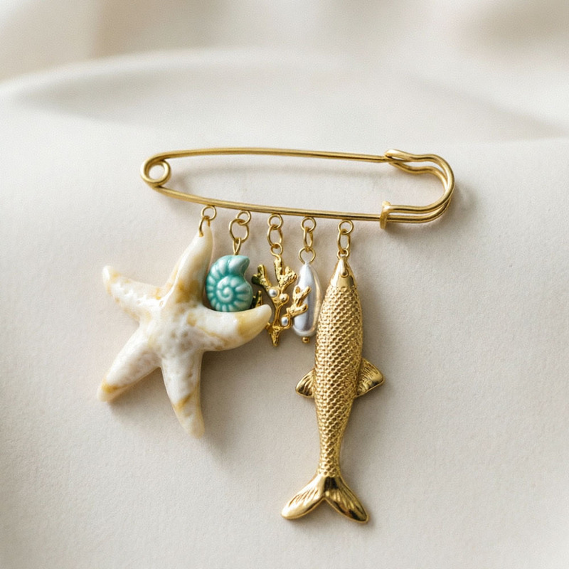 European and American Cross-Border Ocean-Style Starfish Pendant Brooch for Women, Vintage Beach Vacation Accessory, Gold Pin Jewelry European and American Cross-Border Ocean-Style Starfish Pendant Brooch for Women, Vintage Beach Vacation Accessory, Gold Pin Jewelry