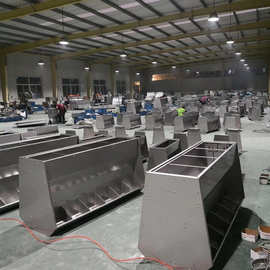 不锈钢料槽 育肥双面食槽 不锈钢育肥料槽图片 新型不锈钢料槽