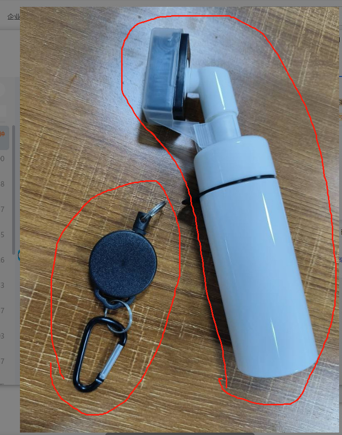 물분사 브러시/조임끈 버클 브러시 헤드도 흰색입니다.