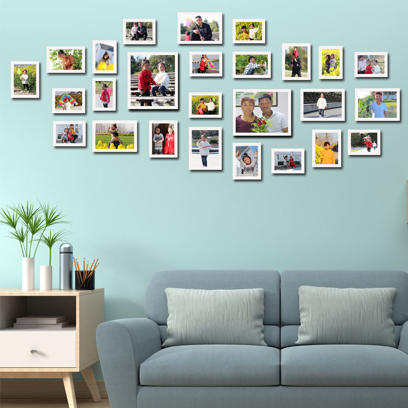 リビングの写真の壁の装飾の壁のフォトフレームの写真の壁の貼る壁の組み合わせのアイデアのソファーの背景の壁の上で穴を開けないでください。|undefined