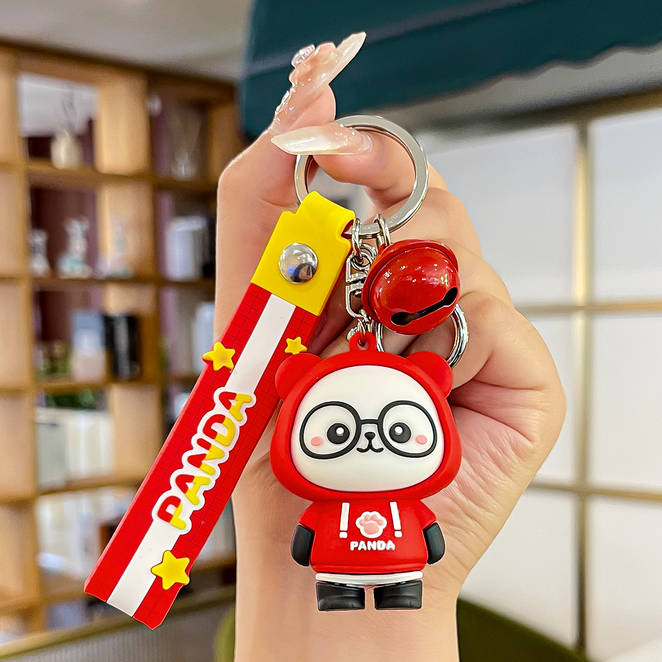 Muñeca de goma goteando bolsas escolares colgantes colgantes de muñecas colgantes de la máquina del mercado nocturno regalos al por mayor llaveros de dibujos animados