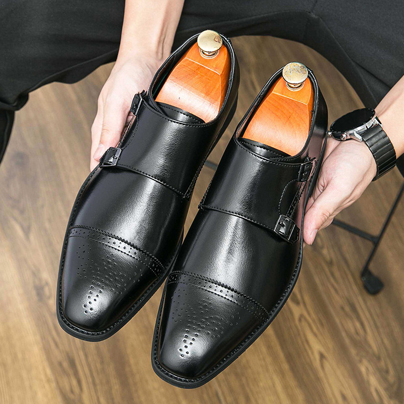 Zapatos de hombre transfronterizos más tamaño nuevos zapatos de cuero casuales moda zapatos de vestir de negocios para hombres tendencia zapatos de cuero tallados Bullock image 4