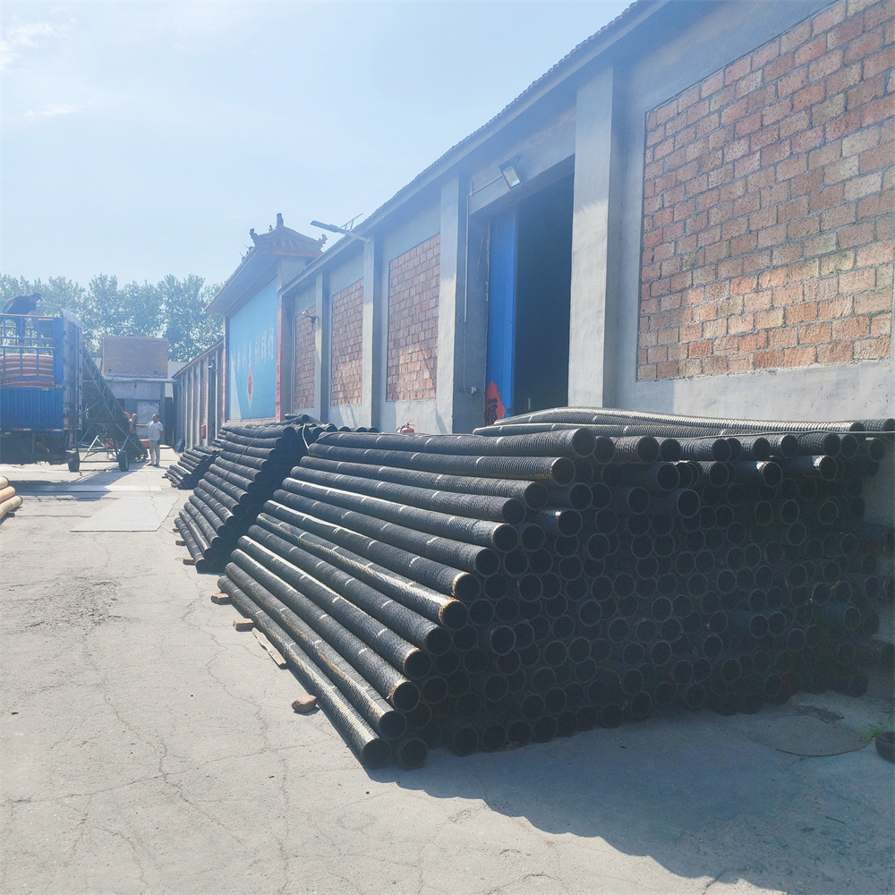 高耐磨喷砂软管大口径钢丝缠绕耐磨水泥罐车专用卸灰橡胶钢丝管