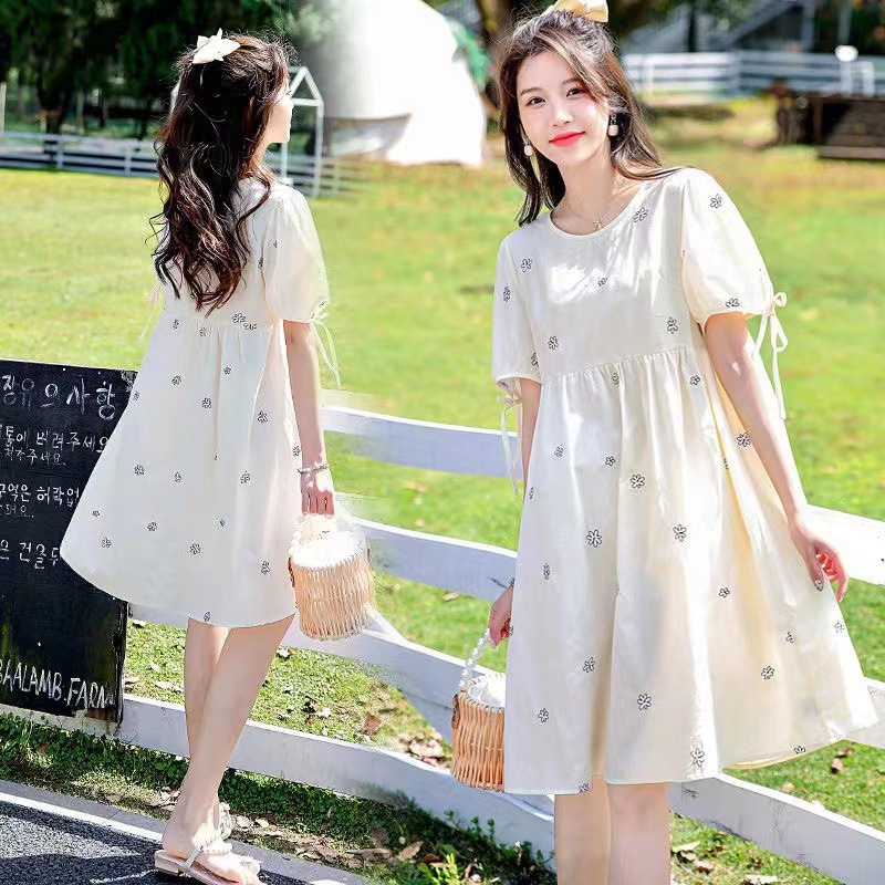 Maternity dress 2022 summer dress fashionable plain color embroidery floral small and fresh summer maternity skirt