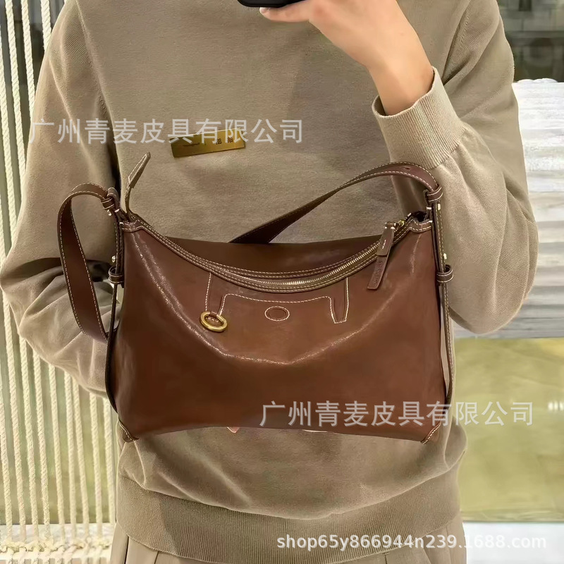 Songshanxia Xunji Series Shallow Hobo Bag Vegetable-Tanned Cowhide Single Shoulder Crossbody Underarm Commuter Bag for Women Factory Direct Delivery Songshanxia Xunji Series Shallow Hobo Bag Vegetable-Tanned Cowhide Single Shoulder Crossbody Underarm Commuter Bag for Women Factory Direct Delivery