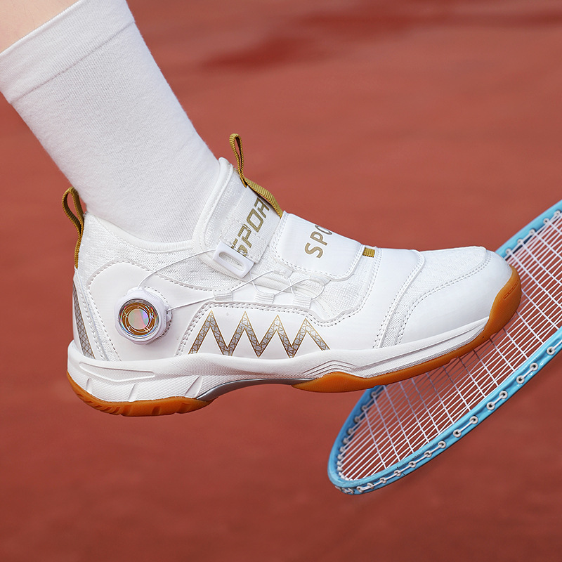 New Cross-Border Foreign Trade Badminton Shoes for Children, Non-Slip Professional Training Sports Shoes for Women, Breathable and Wear-Resistant Tennis Shoes New Cross-Border Foreign Trade Badminton Shoes for Children, Non-Slip Professional Training Sports Shoes for Women, Breathable and Wear-Resistant Tennis Shoes