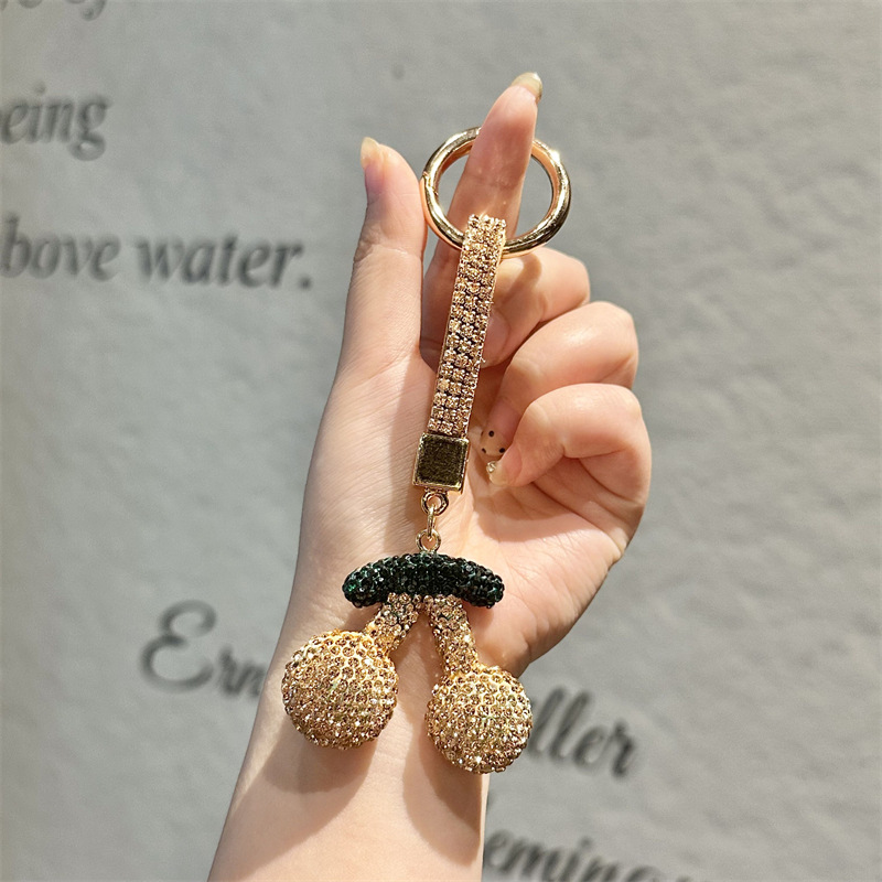 Vintage Luxury Cherry Keychain With Sparkling Diamond Decoration_voghion.com