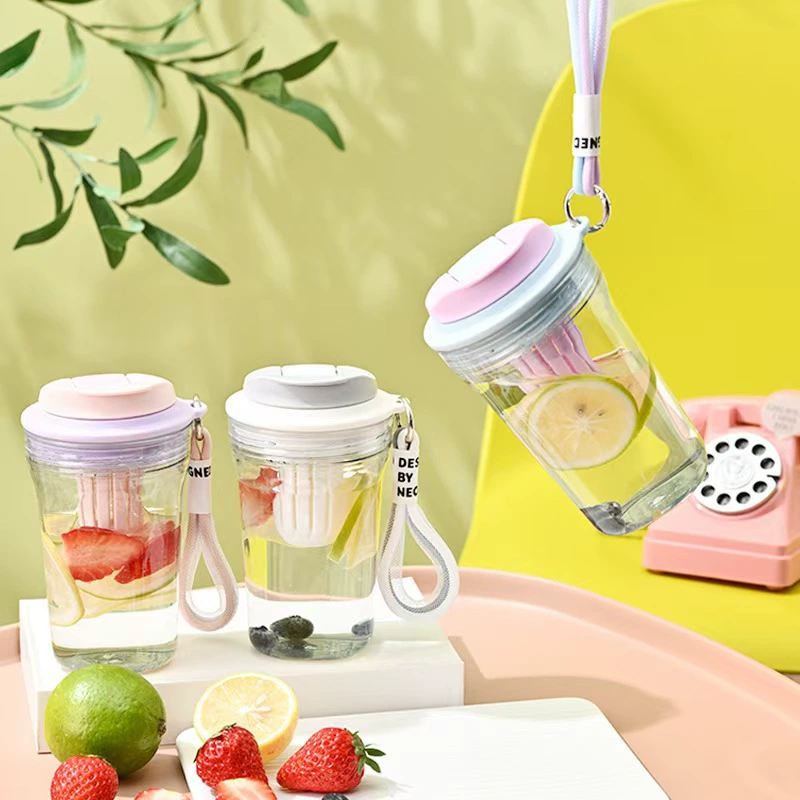 Summer high quality handheld plastic glass with glass for students