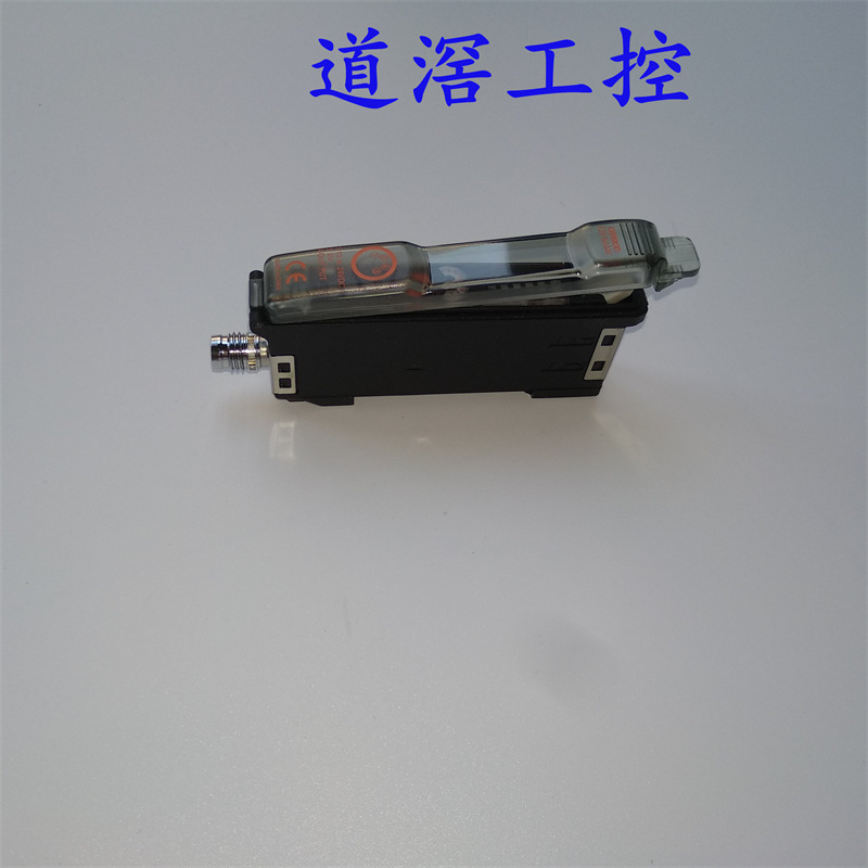 E3NC-SA7	  欧姆龙OMRON智能激光传感器放大器