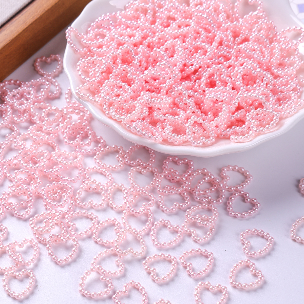 Accesorios de uñas con forma de corazón de perla ABS simulada, material para decoración de carcasas de teléfono, accesorios de joyería de arcilla para tocados