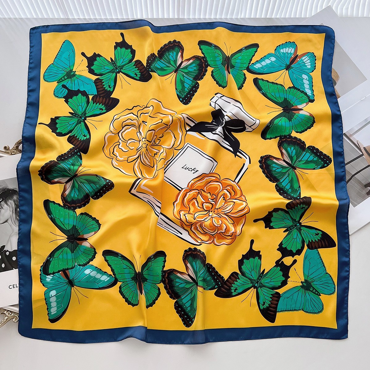 F1-A2A70037-4 # 파란색 가장자리