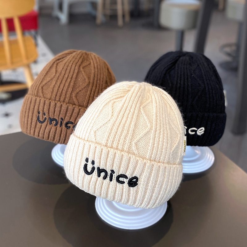 Korean Style Ins Children's Hats for Autumn and Winter, Boys' Lettered Knitted Woolen Hats, Girls' Warm Ear-Protecting Baby Pullover Hats