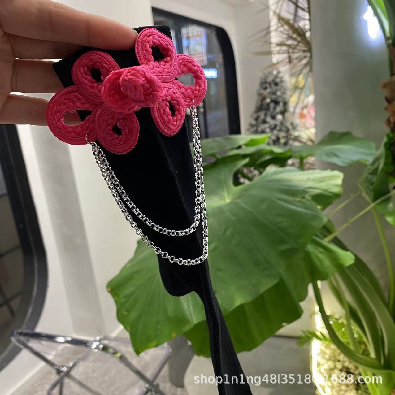 블랙 레드 플레이트 버클