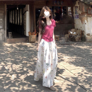 Summer New Sweet and Fresh Style Knitted Slim Short-Sleeved Top + Floral High-Waisted Skirt Two-Piece Suit for Girls