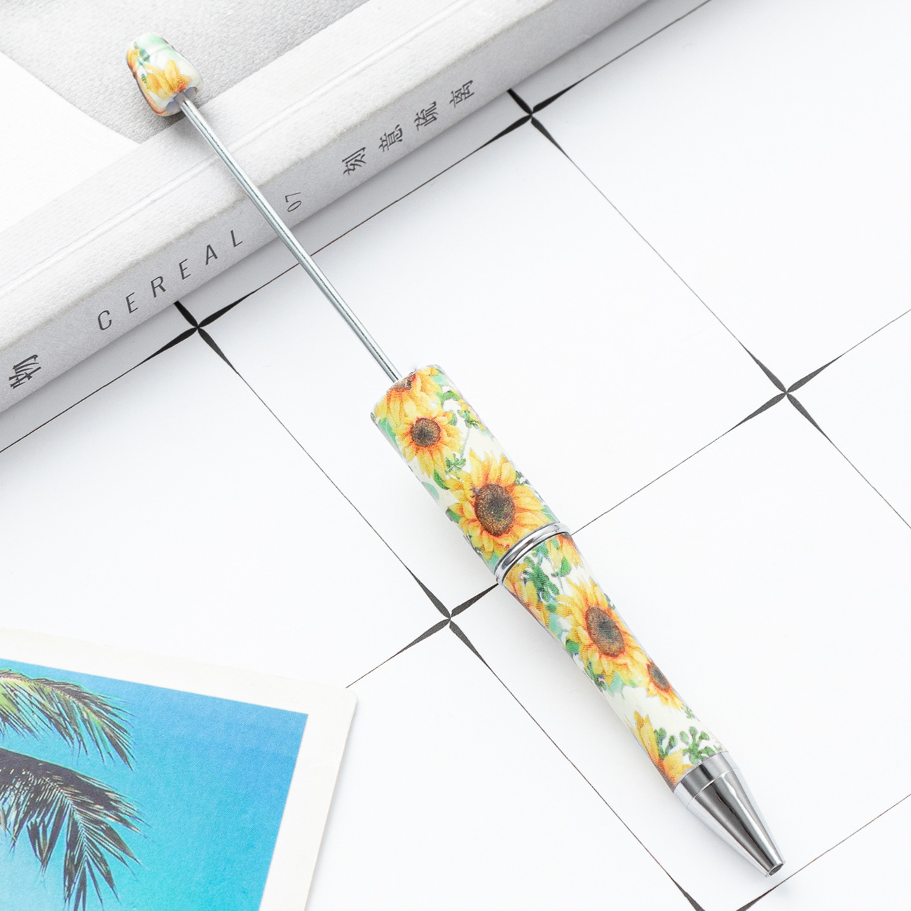 Pluma de cuentas de plástico bricolaje creativo hecho a mano estampado de leopardo pluma floral de cuentas de vaca impresión al por mayor nueva pluma de cuentas de plástico