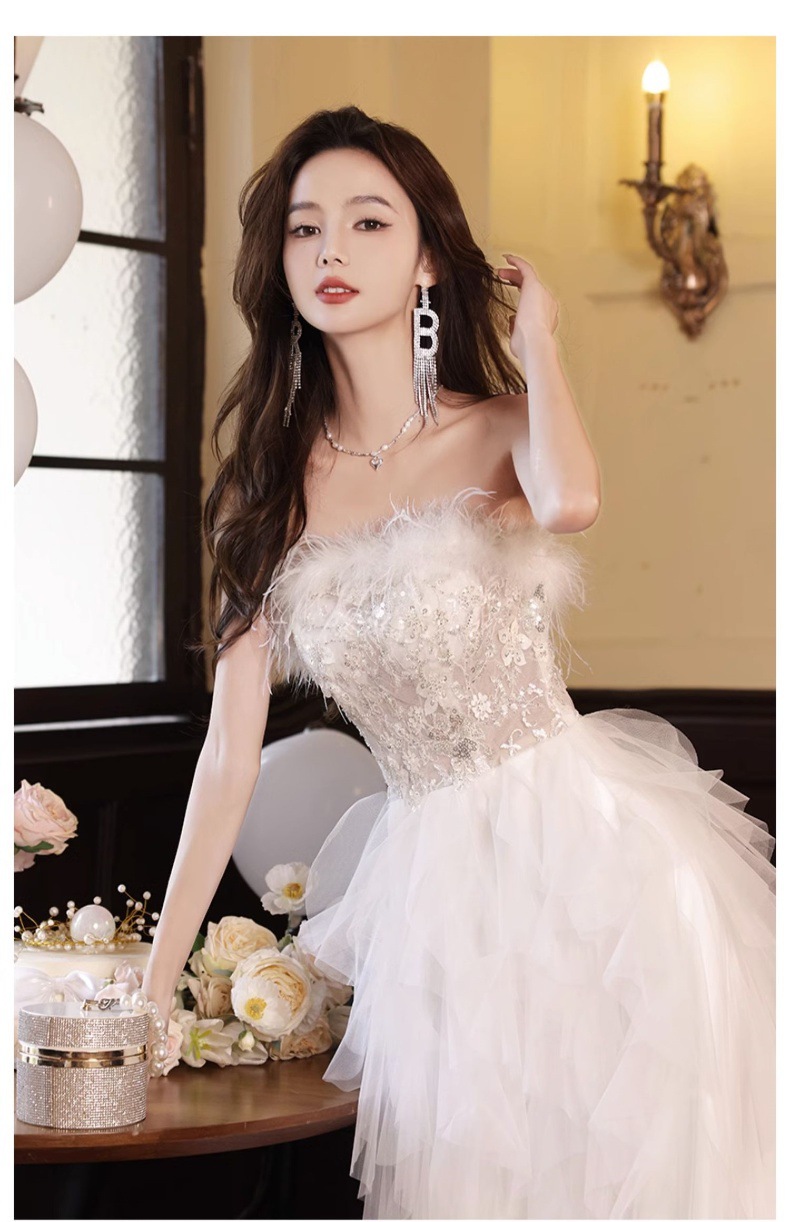 Đầm dạ hội cao cấp trắng tinh tế, thiết kế ôm body quyến rũ — Váy tiên nữ lông vũ màu trắng, Màu đen chi tiết 19