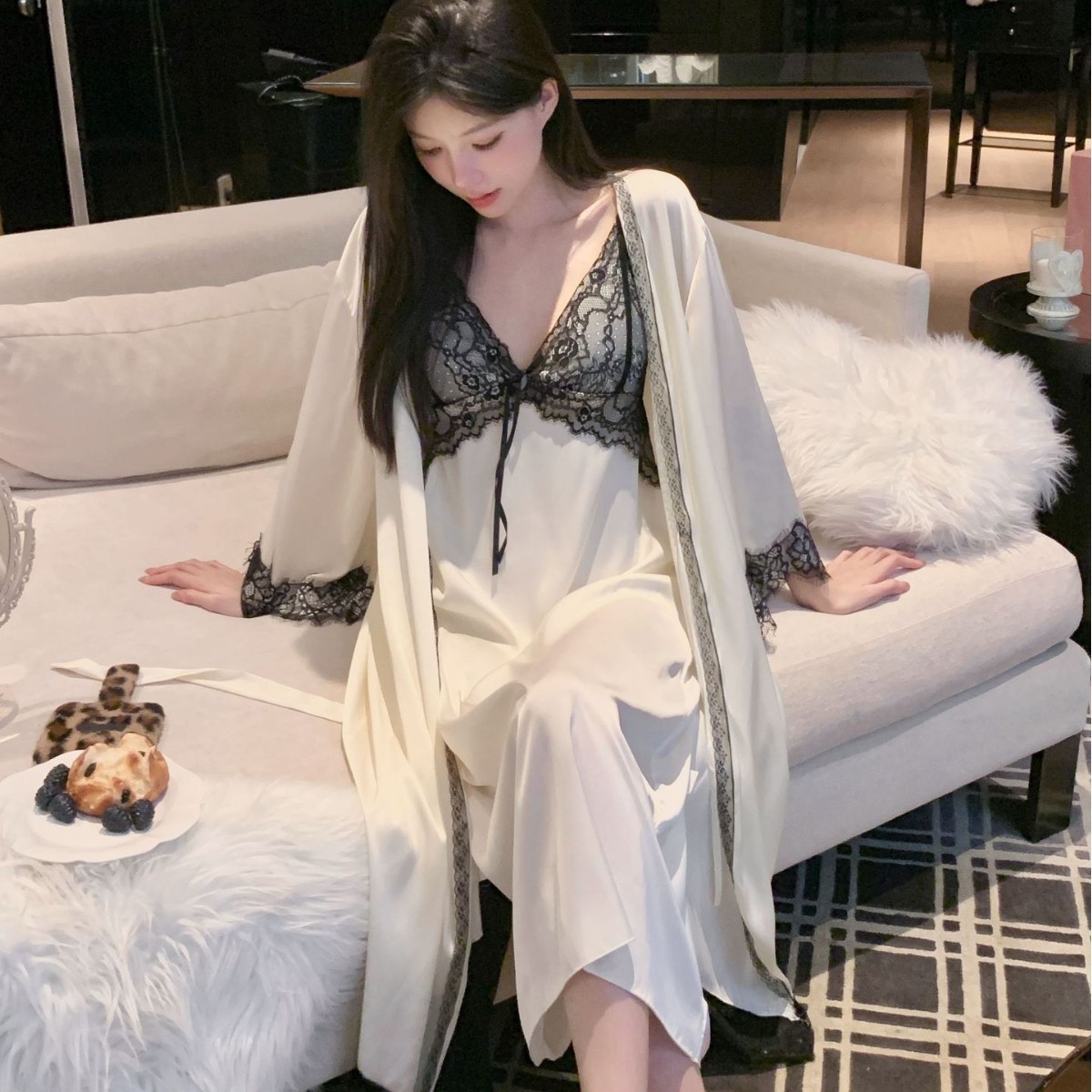 2025 Sexy Suspender Nightgown and Nightgown Two-Piece Summer Pajamas Ice Silk Thin Beautiful Suspenders and Breast Pads Home Clothes