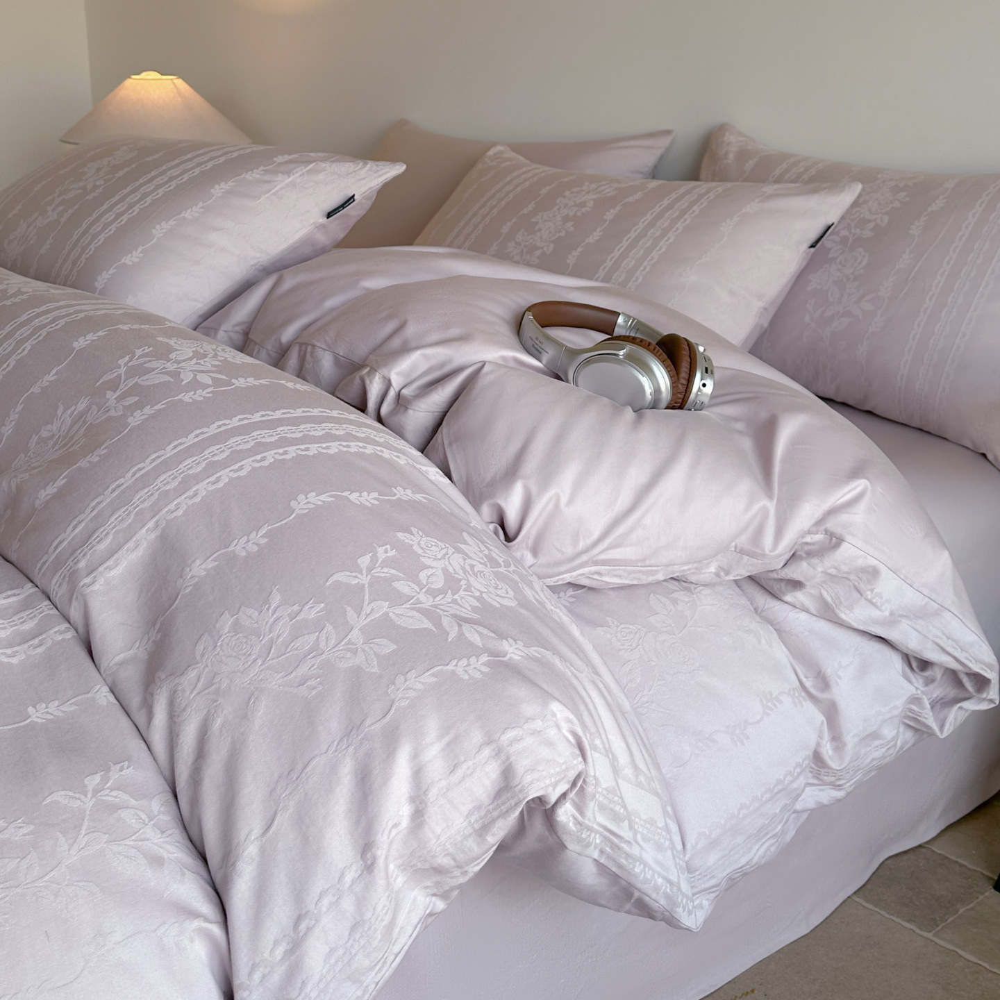 A clase Jacquard 60 cama de cuatro piezas de algodón 100% algodón ligero de lujo de alta calidad sábanas de cama de tres piezas