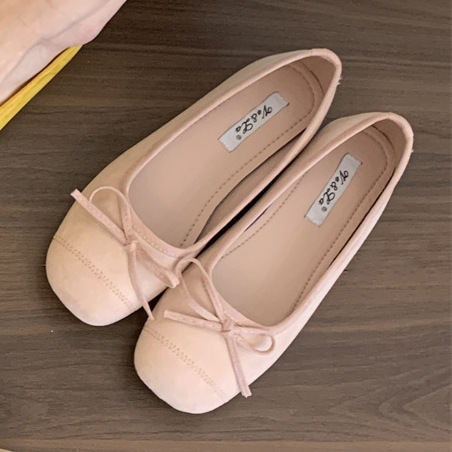 Zapatos individuales rojos de gamuza primavera para mujer nuevo estilo boca baja un pedal retro suave estilo de hadas ballet zapatos de frijoles planos