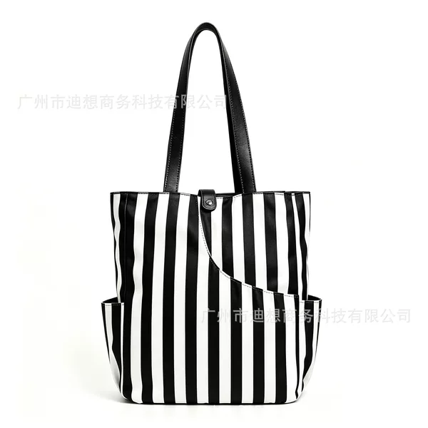 Black pickleball racket bag, outdoor sports storage bag, stylish design, large capacity, suitable for women, can be carried as a backpack or shoulder bag, badminton racket bag