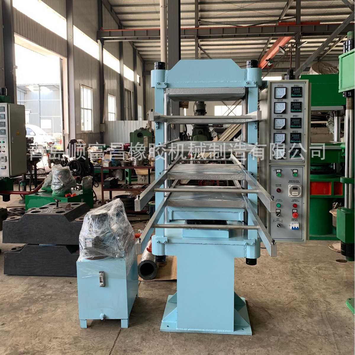 自产自销50吨多层手动橡胶地砖硫化机 橡胶地垫硫化机 可带模具