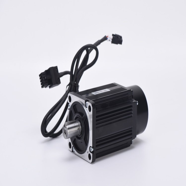 之山伺服电机110M4D-A18230型号 1.8KW功率 110法兰规格