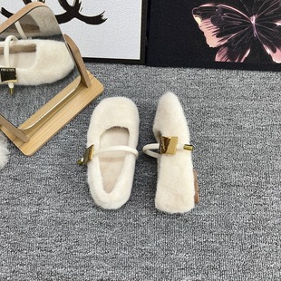A generation of flat-bottomed sheep curly shoes 2024 new autumn and winter fleece-lined cotton shoes Mary Jane shoes