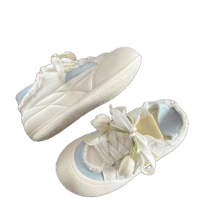 Zapatos de skate delgados transpirables de verano para mujeres 2025 nuevos zapatos blancos de suela gruesa un pedazo de dos zapatos de lona de pan image 6